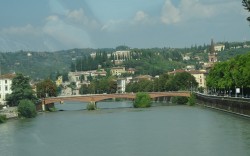 Brücke über die Etsch in Verona