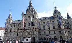 Graz: Hauptplatz mit Rathaus