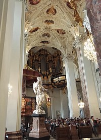 Mariazell: in der Wallfahrtskirche