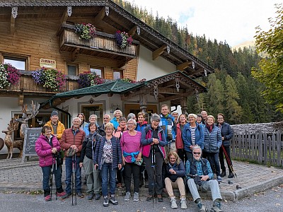 Die Wandergruppe auf der Gern-Alm