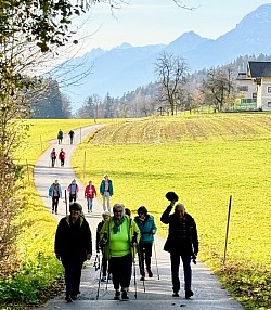 Blick nach Westen, im Hintergrund Ebner Joch, Rofan und Voldöpp-Spitze